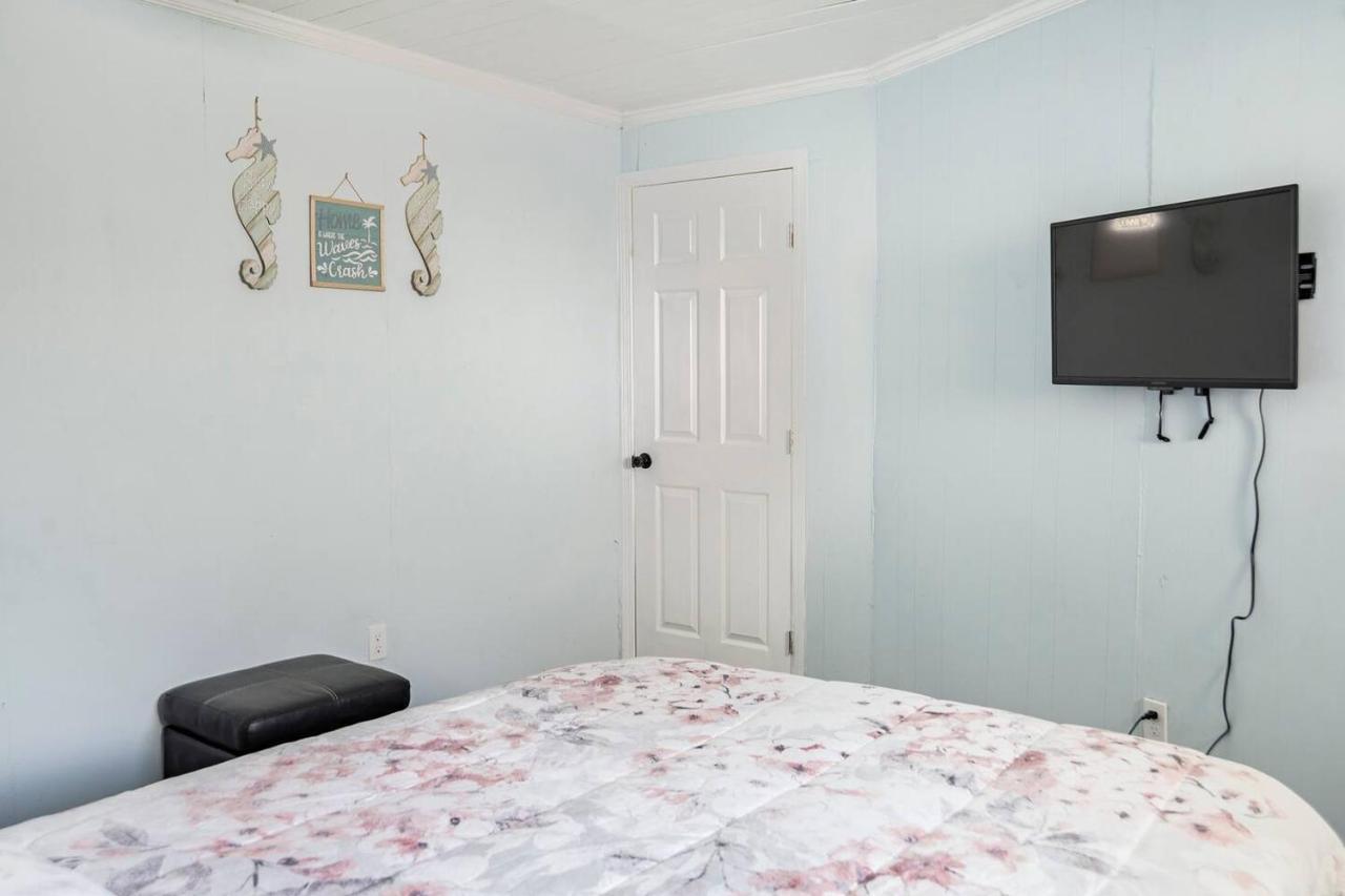 Peaceful Lydia Hide-O-Way - Unwind Near Beach, Breakfast, Spa & Go-Karts! Panama City Beach Bagian luar foto